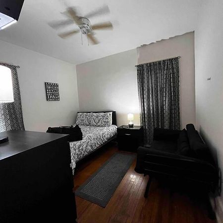 Comfortable 2-Bdrm Spacious Home With Wifi & Patio Indianapolis Exterior photo