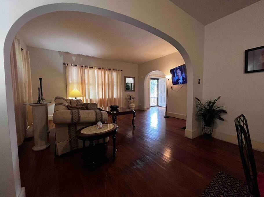 Comfortable 2-Bdrm Spacious Home With Wifi & Patio Indianapolis Exterior photo