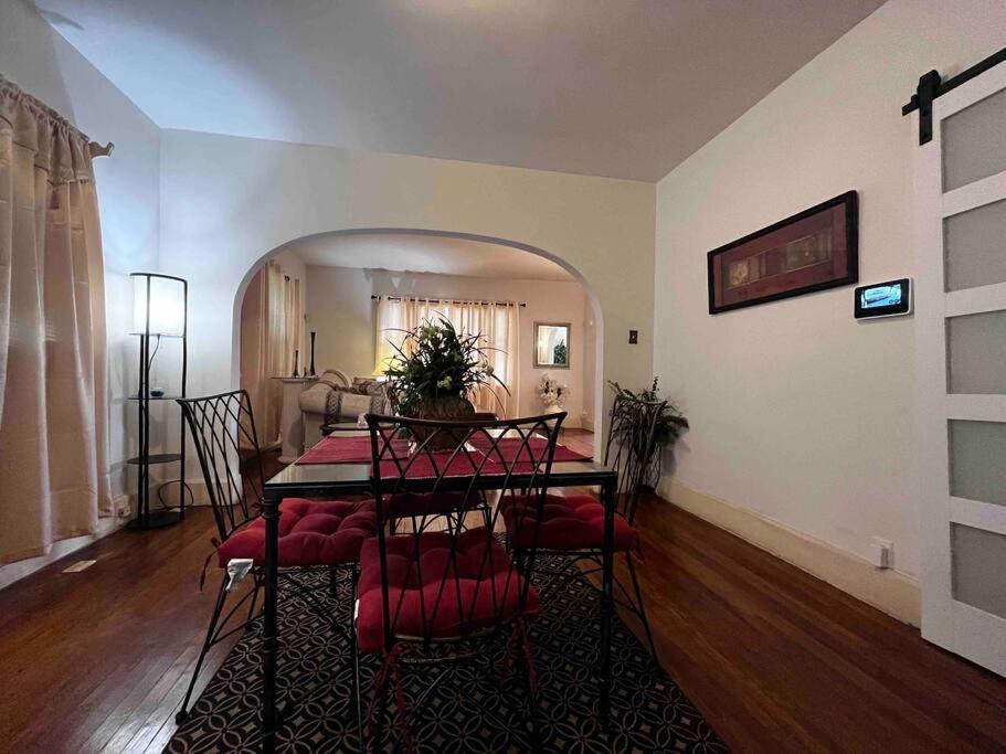 Comfortable 2-Bdrm Spacious Home With Wifi & Patio Indianapolis Exterior photo