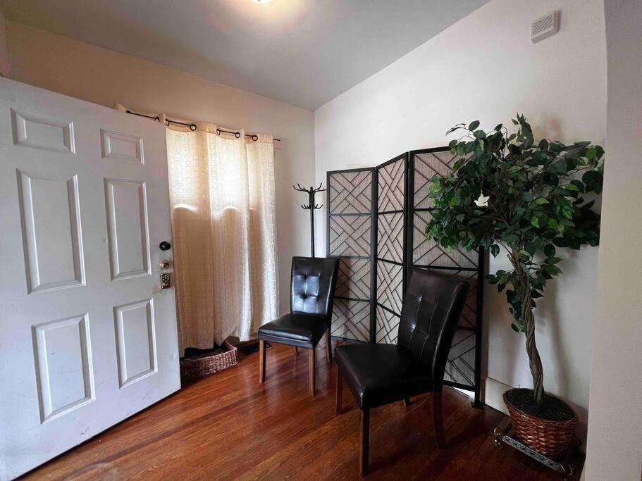 Comfortable 2-Bdrm Spacious Home With Wifi & Patio Indianapolis Exterior photo