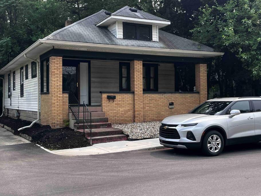 Comfortable 2-Bdrm Spacious Home With Wifi & Patio Indianapolis Exterior photo